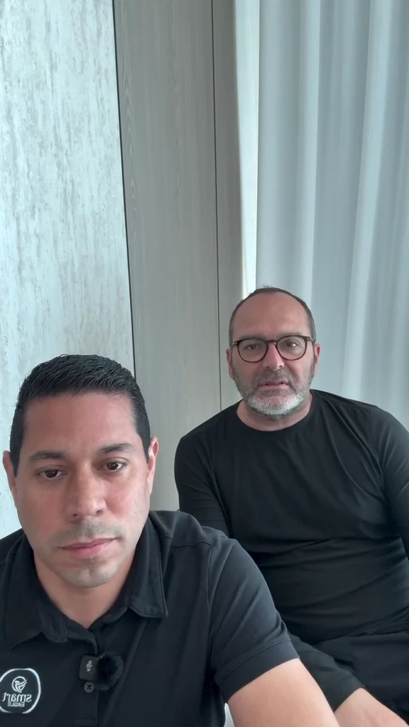 Iluminación con atención personal, testimonio en video vertical